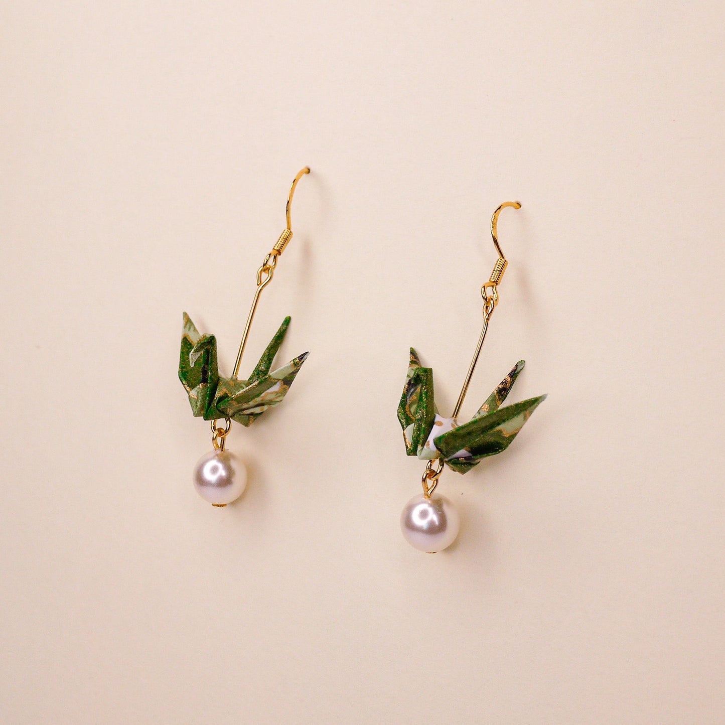 [HEALTH] Crane and Pearl Earrings