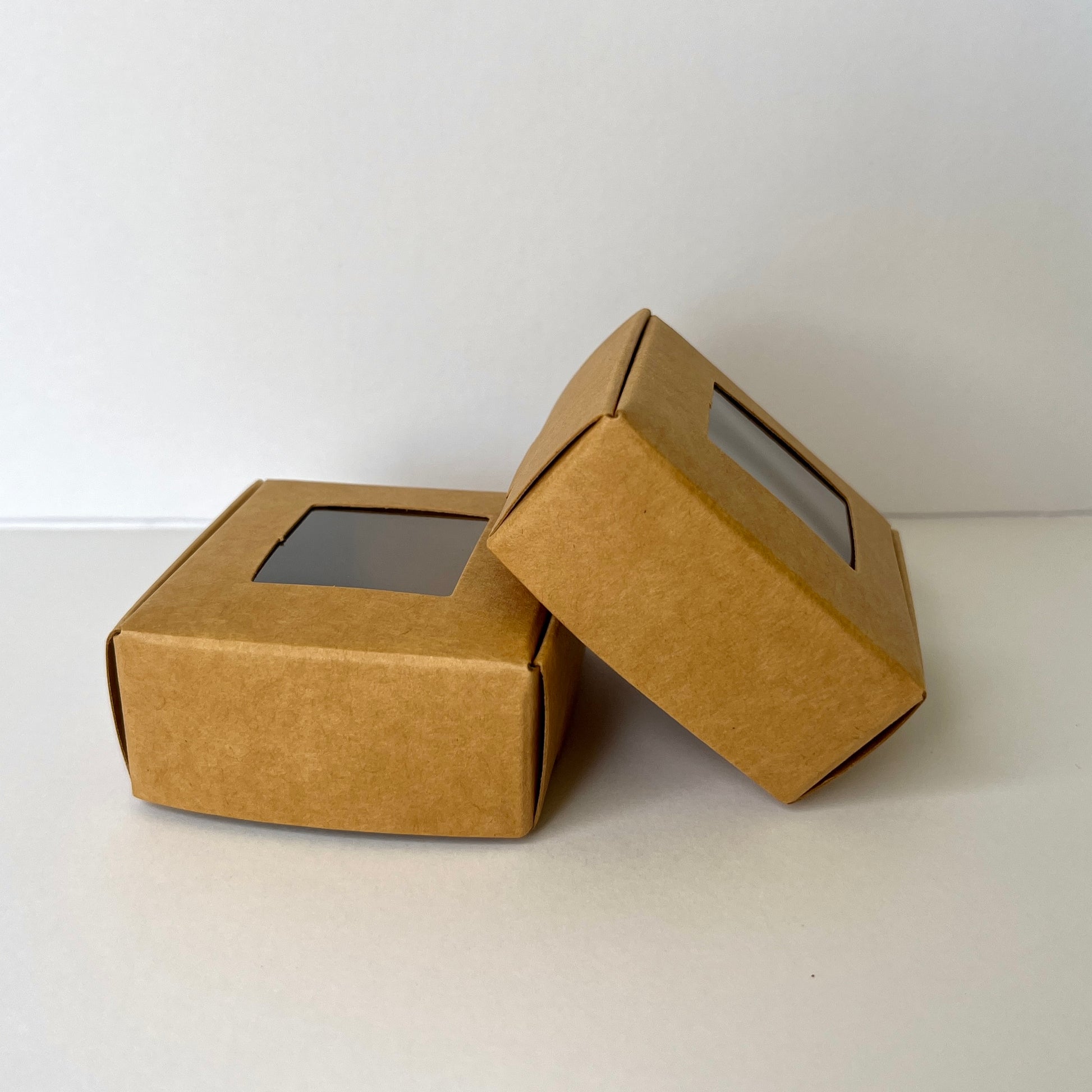 individual paper box for travel protection